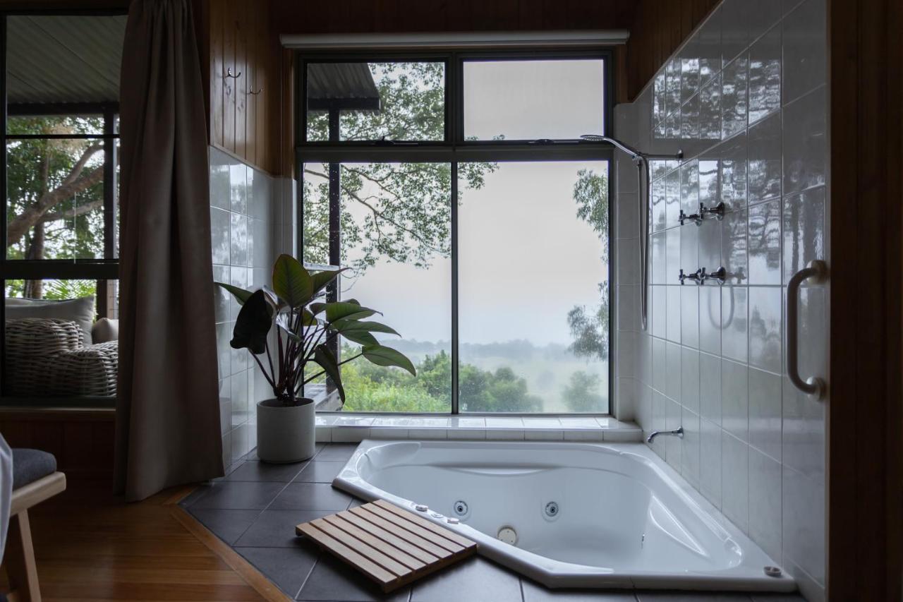 Treetops Seaview Montville Extérieur photo